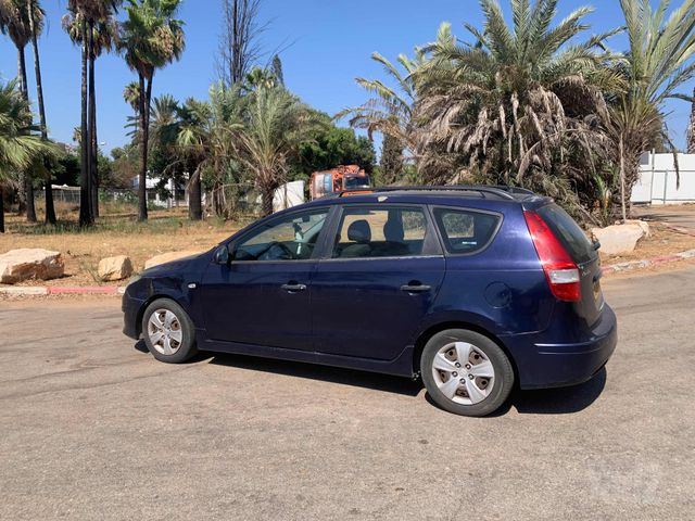 יונדאי i30