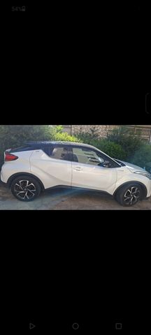 מודעת רכב טויוטה C-HR