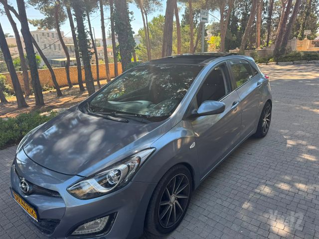 יונדאי i30