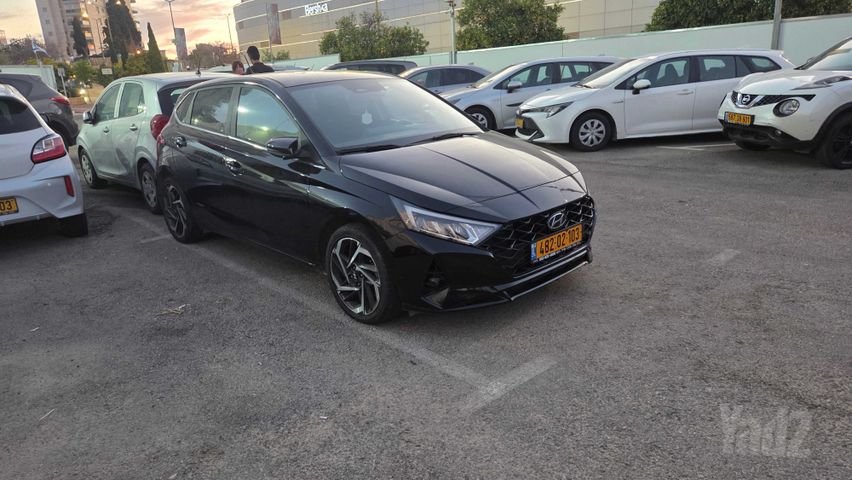 יונדאי i20