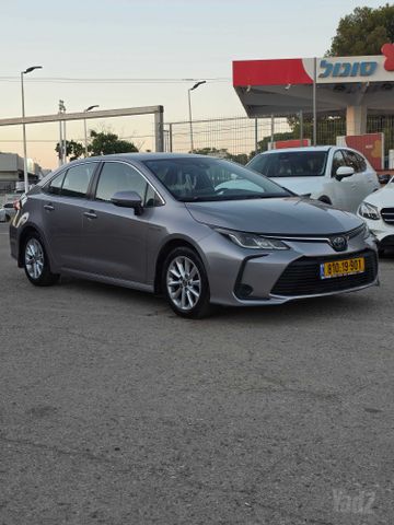 טויוטה קורולה