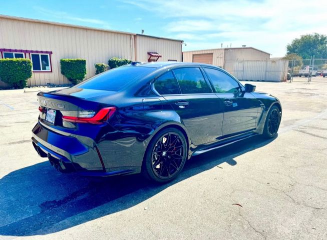 ב מ וו M3