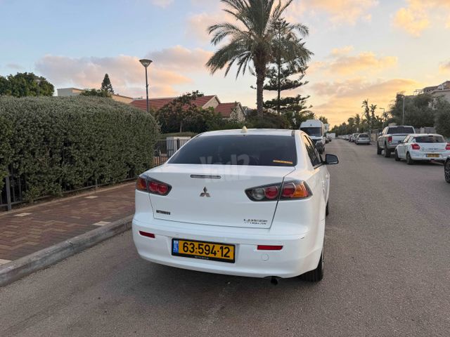 מיצובישי לנסר