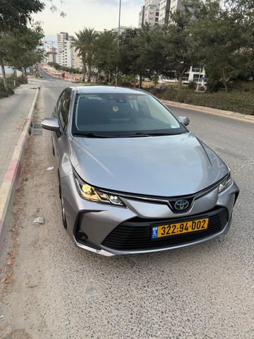 טויוטה קורולה