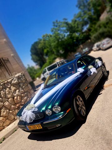 יגואר XJ