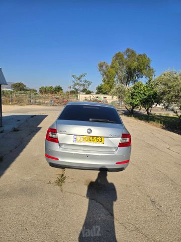 סקודה אוקטביה
