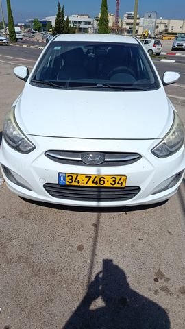 יונדאי אקסנט i25