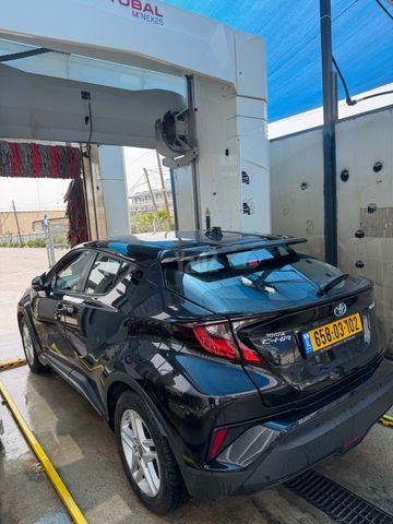 טויוטה C-HR