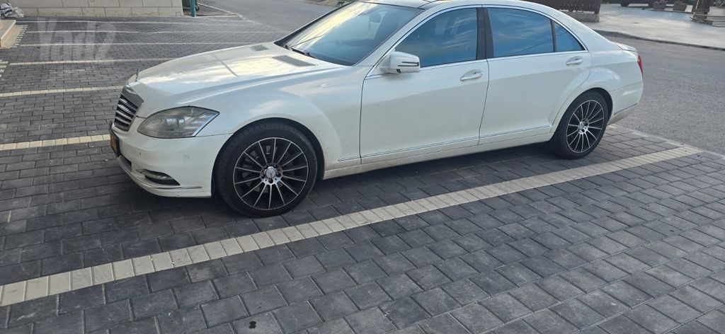 מרצדס-בנץ S-class