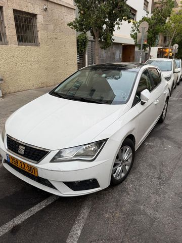 סיאט לאון
