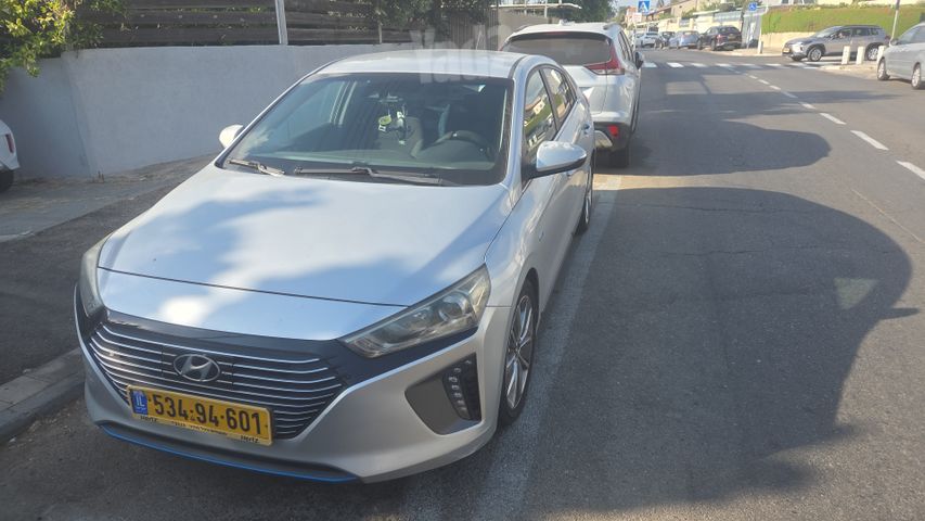 מודעת רכב יונדאי איוניק