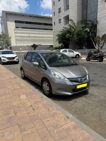 מודעת רכב הונדה ג'אז