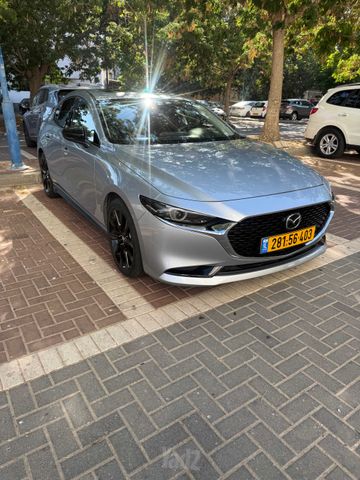 מאזדה 3
