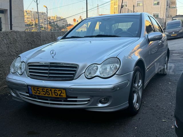 מודעת רכב מרצדס-בנץ C-class
