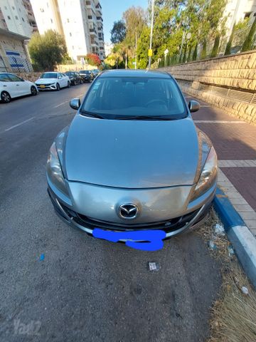 מאזדה 3