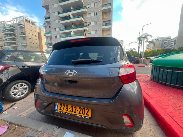 יונדאי i10