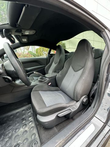 פיג'ו RCZ
