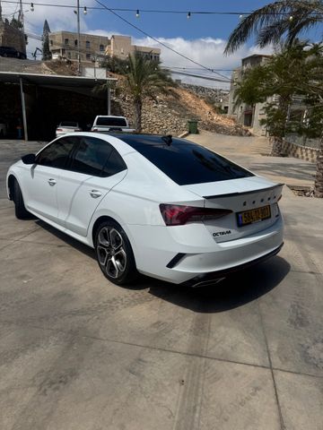 סקודה אוקטביה