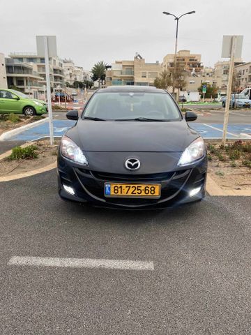 מאזדה 3