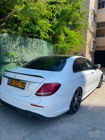 מרצדס-בנץ E-class