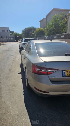 מודעת רכב סקודה סופרב