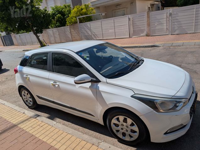 מודעת רכב יונדאי i20