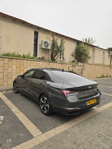 יונדאי אלנטרה