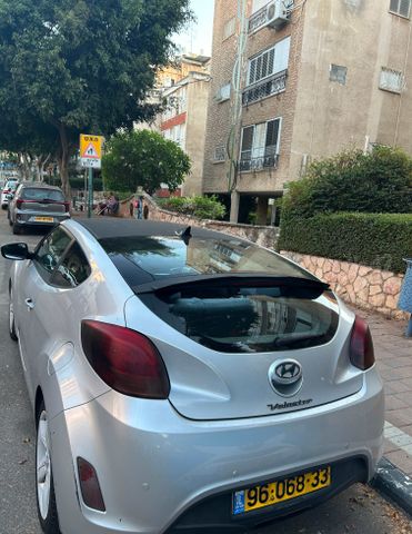 מודעת רכב יונדאי ולוסטר