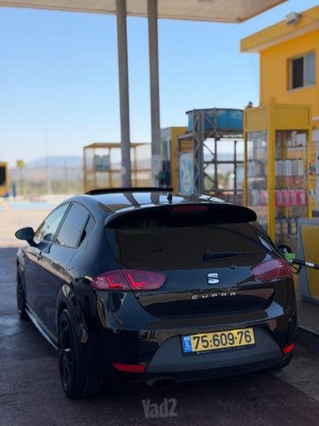סיאט לאון