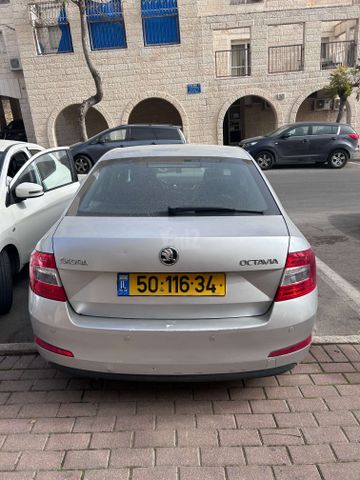 סקודה אוקטביה