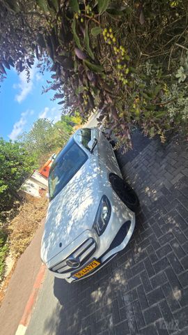 מרצדס-בנץ E-class