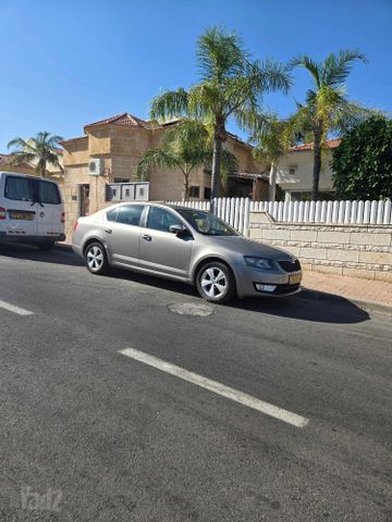 סקודה אוקטביה