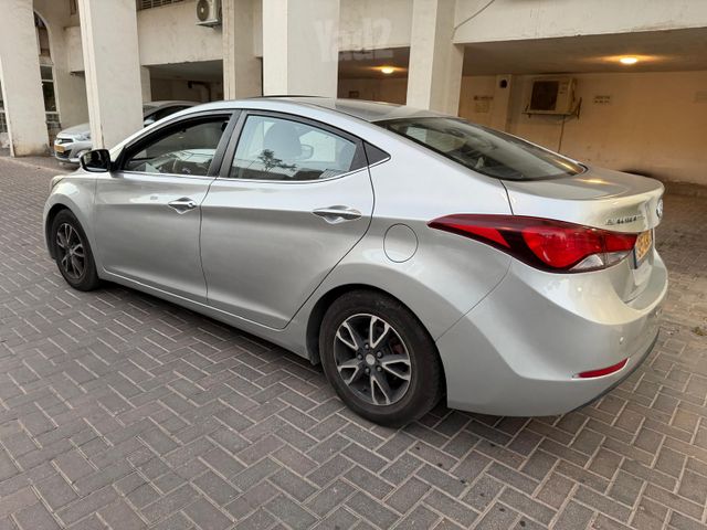 יונדאי I35