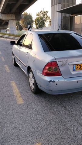 טויוטה קורולה