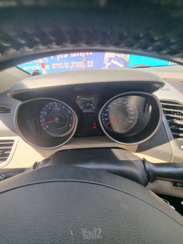 יונדאי I35