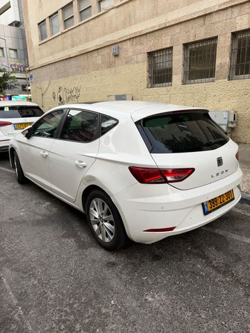 סיאט לאון