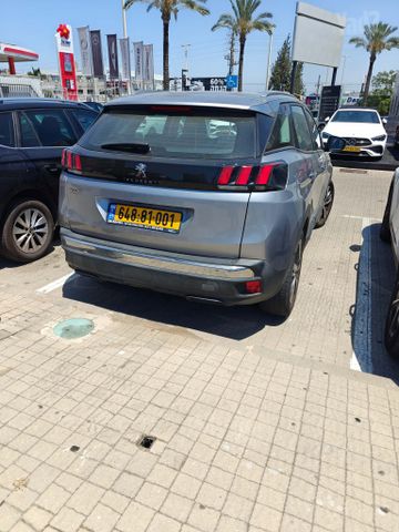 פיג'ו 3008
