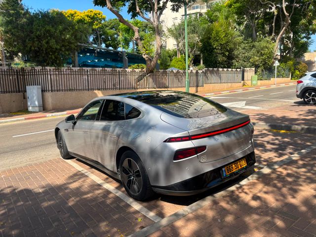 אקספנג P7