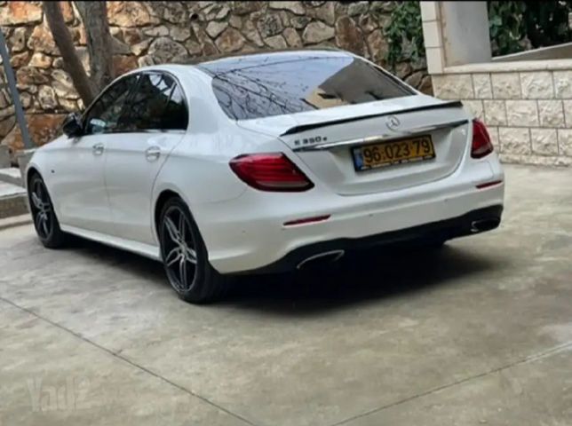 מרצדס-בנץ E-class