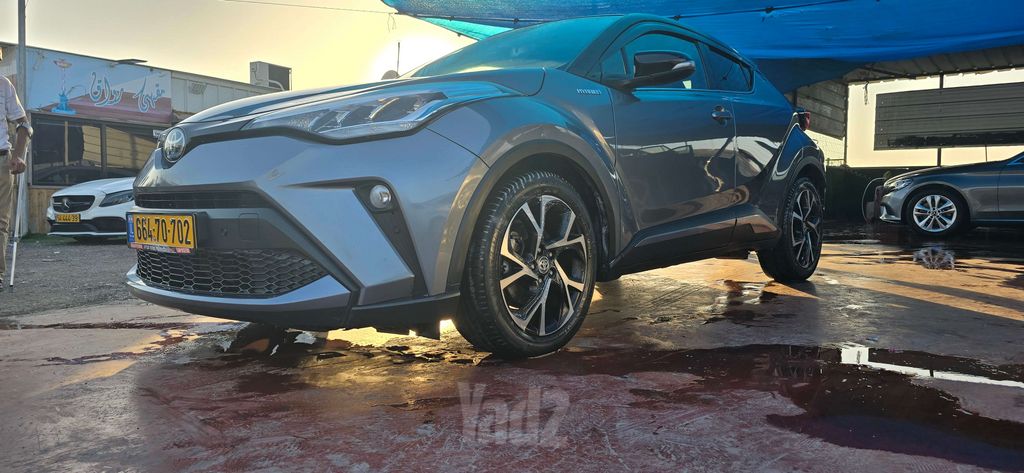 טויוטה C-HR