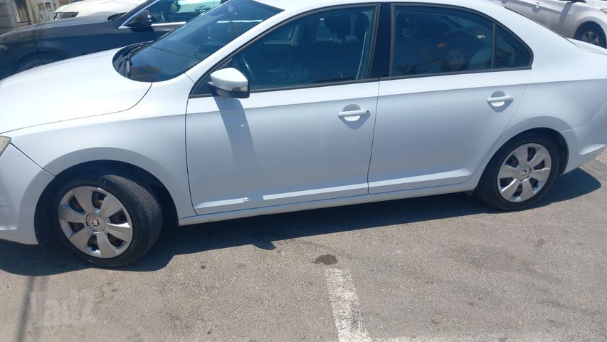 מודעת רכב סקודה ראפיד