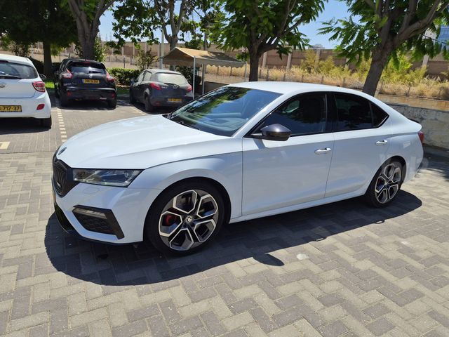 סקודה אוקטביה