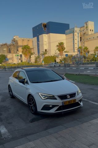 סיאט לאון