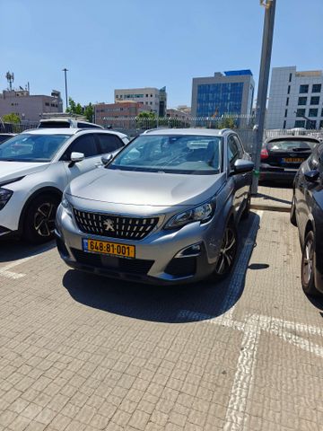 פיג'ו 3008