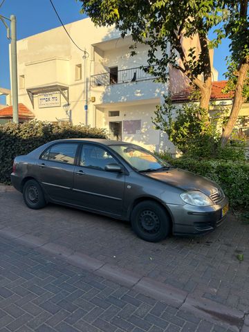 טויוטה קורולה