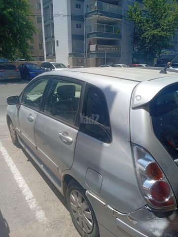 סוזוקי ליאנה