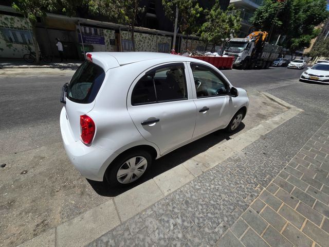 ניסאן מיקרה