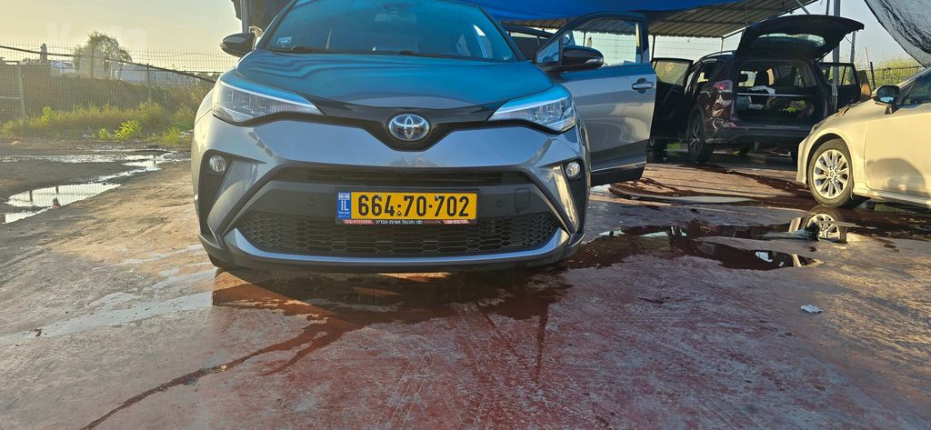 טויוטה C-HR