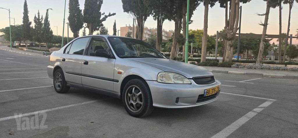 הונדה סיוויק