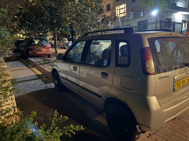 סוזוקי איגניס